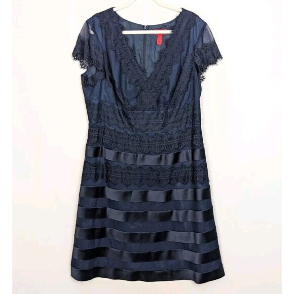 JS Collections 18W Panelled Floral Lace Pleated Embroidered A Line Dress Event - Picture 1 of 9